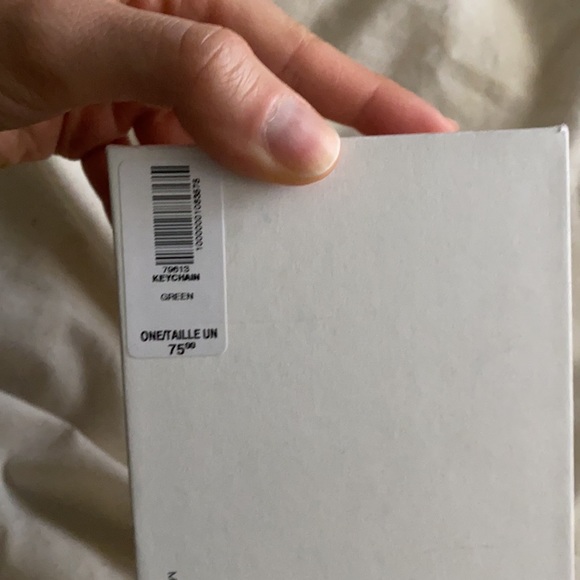 COPY - ARITZIA keychain - Picture 4 of 4